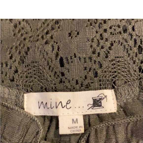 Bundle of Camisoles/blouses - Picture 4 of 7